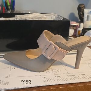 Alfani Elegant Gray and Pink Women's Heels